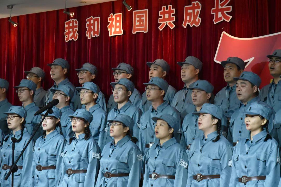 相扑选手大跳跃